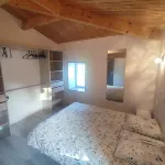 Character cottage for 6 people on the edge of the water in the Marais Poitevin