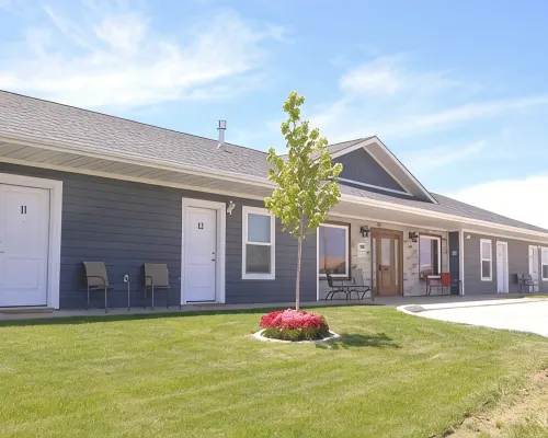 Greystone Crossing Suite #8 Hotels in Heyburn