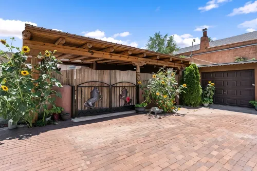 Native Charm Adobe Guesthouse in Historic Old Town with wifi, AC, patio grill. - Bungalows
