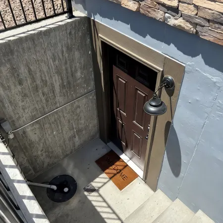 Cozy, spacious Two-bedroom Basement Apartment in peaceful neighborhood!