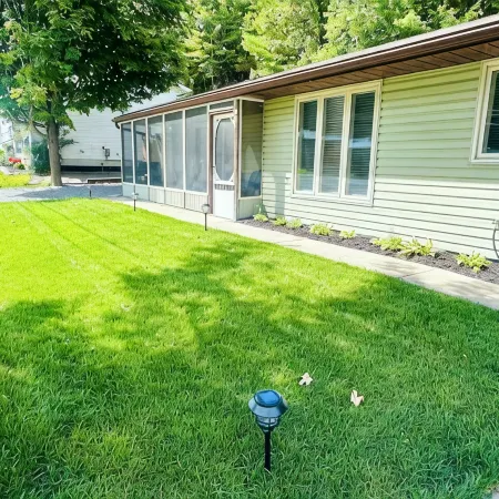 Completely Renovated Home in Parry Sound,with Full Kitchen, Laundry & Gazebo!