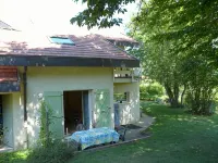 Situation Remarquable au Bord de la Nature Tout en Étant Dans Annecy - Homestays