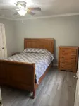 Charming 1-bedroom 3 Miles from Whiteman AFB Knob Noster with AC, WiFi - 2-Star