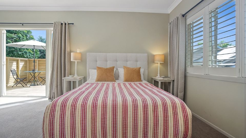 Super-comfortable, rural studio/cottage accommodation near Waihi Beach