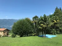 RESIDENTIAL FLAT ON LAKE MAGGIORE LOMBARDIA Hotel a Germignaga