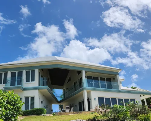 "Gorgeous, 4-bedroom, 4.5-bathroom home with Beautiful Water and Sunset Views Hotels in Great Exuma Island
