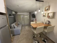 Appartement T2, Boxe Privée, Pour 4 Pers, Wifi, Piscines, Tennis, Pétanque - 2-Star