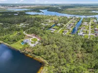 Cocohome on Water. Close to all best beaches. - 2-Star
