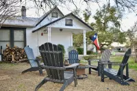 “El Castellito” on the Llano River [4 Bed House] - 4-Star