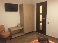 M20 Studios Hotels near Daffodils' Park