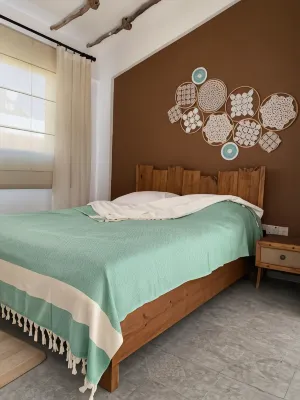 Sunside Inn Hotel - 2-Star