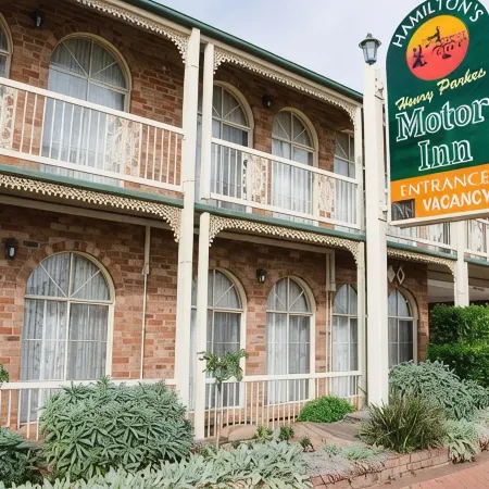 Hamilton Henry Parkes Motor Inn