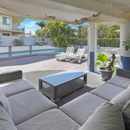 Beachside Resort Kawana Waters