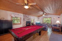 Private Family Mountain Getaway- Dog Friendly!