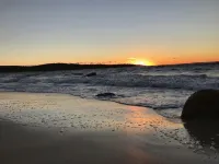 Lambert's Cove Beach Getaway - NEW LISTING Private Beach Access! - Homestays