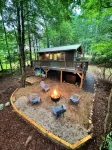 Cozy Couples Cabin, 10 min from West Jefferson - シャレー