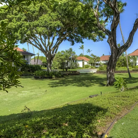 Sunny Side Waves-Beachfront-Ground Floor, Corner Unit-AC-Fresh-Updated