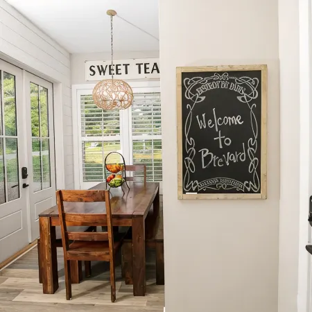 Up North, down South in Brevard, NC - Close to Lumber Arts District and Downtown
