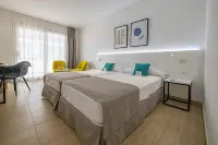 Dwo Sirius - Adults Only - balcón