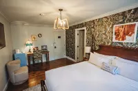 Hideaway Inn Lenox