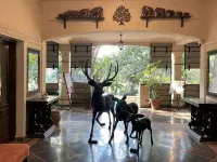 Irai Safari Retreat Hotels in Chandrapur District