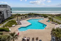 Ocean Front! Captains Quarters--2 bed 2 bath ocean front condo - balcony