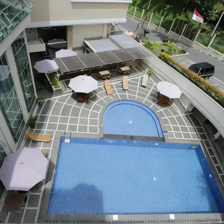 Grand Royal Denai Hotel