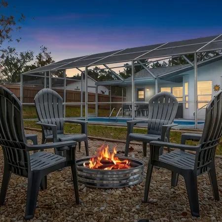 Spring Hill, 4 Bedroom, Pool, Golf Course!
