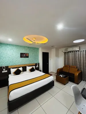 The Porch Inn Hotel/Service Apartments Hotels near IBC Knowledge Park