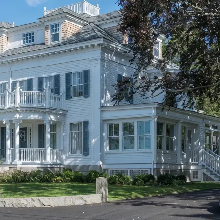 Margin Street Inn Отели в г. Уэстерли