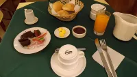 El Cumbe Inn - breakfast