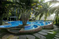 Soma Manaltheeram Ayurveda BeachVillage - Pool