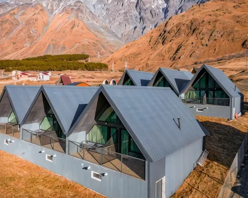 Kazbegi View Cottages 斯提潘茨明達住宿飯店