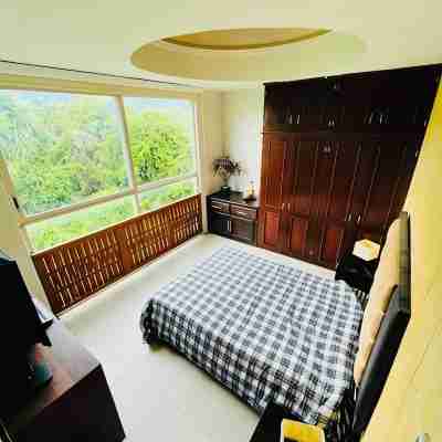 Ixtapa Family Vacation condo - 3 mins drive to hotels zone and beaches! Rooms