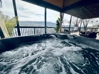 Entire Lakeview House ~ 1 Hour to MetLife ~ Hot Tub~Firepit~Stunning View~Decks