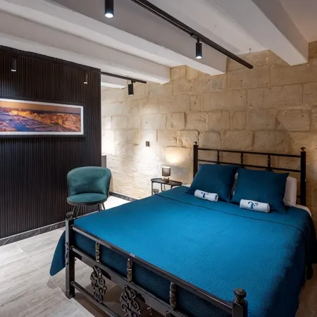 Birgu Boutique Stay | Private Hot Tub & Cinema Hotels in Senglea