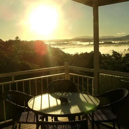 Tinaroo Sunset Retreat