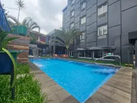 Beverly Hills: Hotel and Business - parking