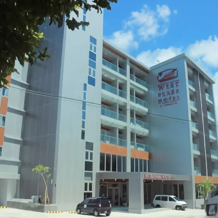 West Plaza Hotel at Lebuu Street