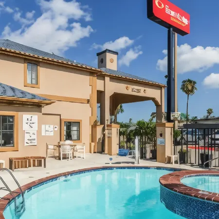 Econo Lodge Inn & Suites Corpus Christi