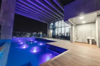 R&B Business Hotel