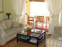Albatross Guest House Hotels near Long Beach