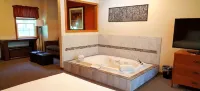 Berlin Heritage Inn - Hot Tub