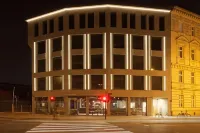 The Loft Hotel Adults Only - parking