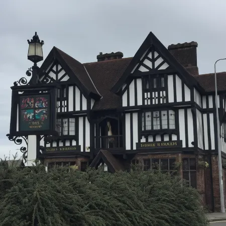 George and Dragon Place