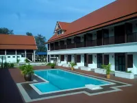 The Manor Beach Resort Besut