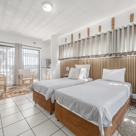 Beachcomber Bay Guest House in South Africa