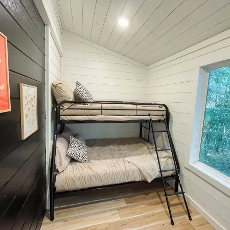 the RISER - BRAND NEW Modern Cabin in Broken Bow!