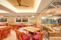 Summit Calangute Resort & Spa - breakfast