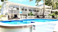 La Isla Resort - Pools